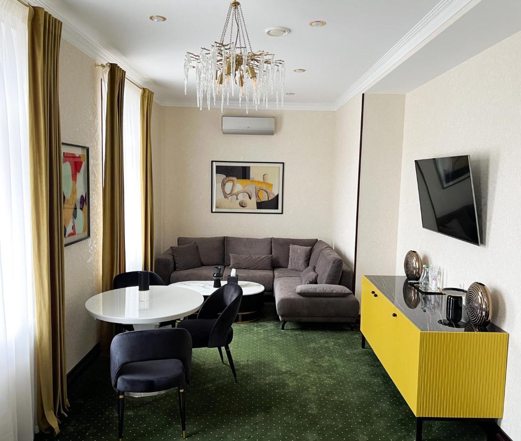 Otel Arcadia Plaza 4*